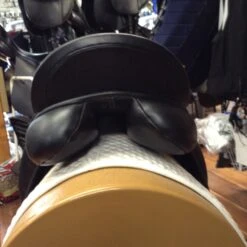County Fusion Springtree Dressage Saddle - 17.5" 11 County Fusion Springtree Dressage Saddle - 17.5" -For the Horse Store CountyFusion175 2