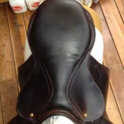 SOLD - County Sensation Jump Saddle - 17.5" -For the Horse Store IMG 3976