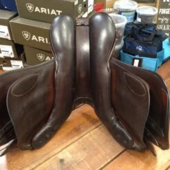 SOLD - County Sensation Jump Saddle - 17.5" -For the Horse Store IMG 3981