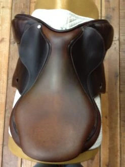 Antares Evolution Wide Tree Jump Saddle - 17" -For the Horse Store IMG 4136