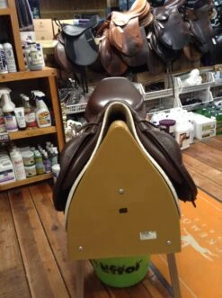 Prestige Archimede 2 Jump Saddle - 16" 12 Prestige Archimede 2 Jump Saddle - 16" -For the Horse Store IMG 4496