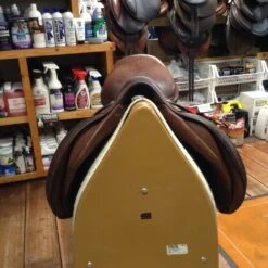 Devoucoux Barritz O Jump Saddle - 16.5" -For the Horse Store IMG 4596
