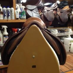 SOLD - 2002 Antares Jump Saddle 17" -For the Horse Store IMG 4673