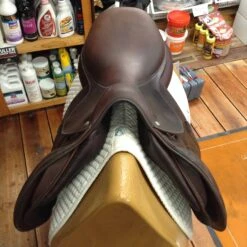 SOLD Devoucoux Biarritz S - 18" -For the Horse Store IMG 4757