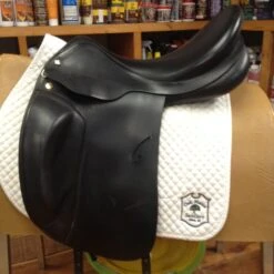 Prestige Dressage Saddle - 18"