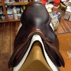 2013 CWD Close Contact Jump Saddle -17" 19 2013 CWD Close Contact Jump Saddle -17" -For the Horse Store IMG 4861