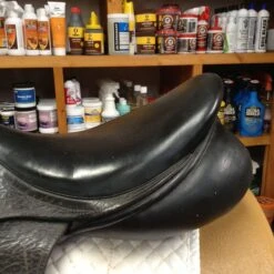 County Solution Jump Saddle - 17.5" -For the Horse Store IMG 4939