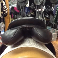 County Solution Jump Saddle - 17.5" -For the Horse Store IMG 4951