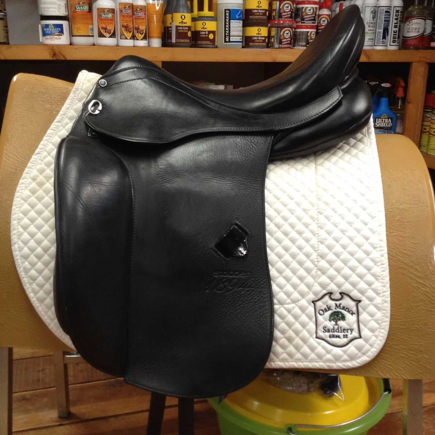 2020 Stubben 1894 Dressage Saddle - 17.5" 1 2020 Stubben 1894 Dressage Saddle - 17.5"