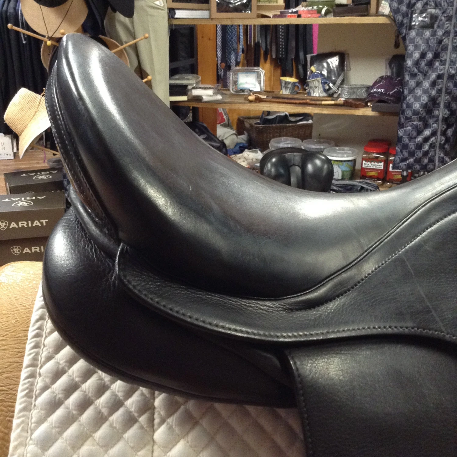 2020 Stubben 1894 Dressage Saddle - 17.5" 10 2020 Stubben 1894 Dressage Saddle - 17.5" - Image 10