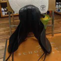 2020 Stubben 1894 Dressage Saddle - 17.5" 30 2020 Stubben 1894 Dressage Saddle - 17.5" -For the Horse Store IMG 4985