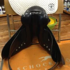Albion Platinum Ultima Dressage Saddle - 17.5" -For the Horse Store IMG 5085
