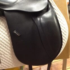 Stubben D Euphoria Dressage Saddle - 17" -For the Horse Store IMG 5097