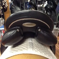 Stubben D Euphoria Dressage Saddle - 17" -For the Horse Store IMG 5100