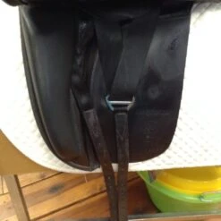 Black Country Eloquence Dressage Saddle - 17.5" -For the Horse Store IMG 5107