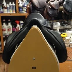 2012 Devoucoux Chiberta Monoflap - 18" 21 2012 Devoucoux Chiberta Monoflap - 18" -For the Horse Store IMG 5126