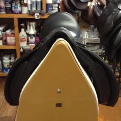 Cliff Barnsby Dressage Saddle Anky Bonfire - 17.5" -For the Horse Store IMG 5176