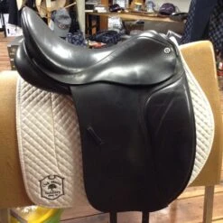 Cliff Barnsby Dressage Saddle Anky Bonfire - 17.5" -For the Horse Store IMG 5177