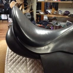 Cliff Barnsby Dressage Saddle Anky Bonfire - 17.5" -For the Horse Store IMG 5179