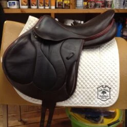 2013 Devoucoux Chiberta Monoflap Jump Saddle- 17.5"