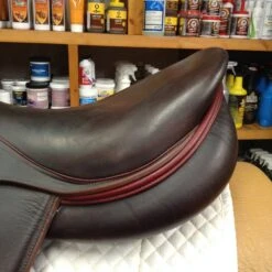 2013 Devoucoux Chiberta Monoflap Jump Saddle- 17.5" -For the Horse Store IMG 5187