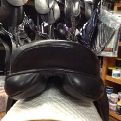 Ideal Dressage Saddle - 17" -For the Horse Store image cc708b2f 0bf3 4ff3 9ae4 765fec020f9c
